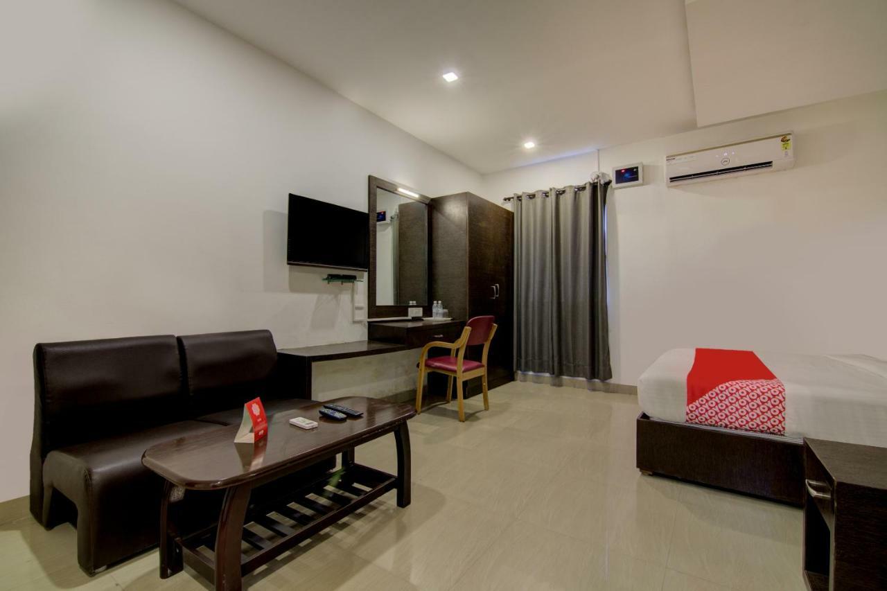 Hotel Sai International 첸나이 외부 사진