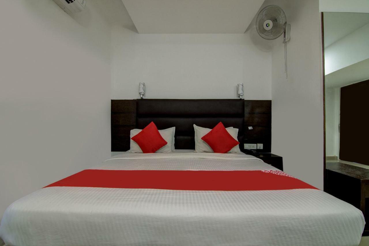 Hotel Sai International 첸나이 외부 사진
